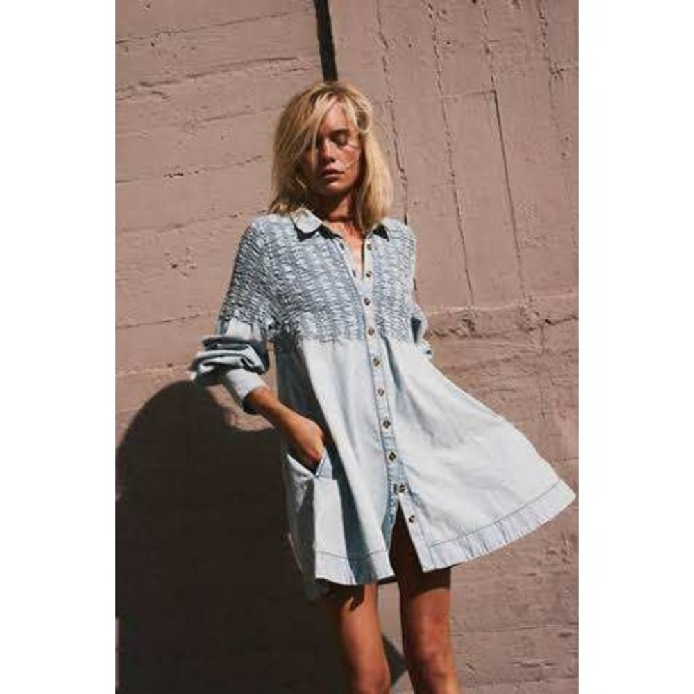 Free People Dress Womens XS Blue Smocked Denim Chambray Long Sleeve Button Front